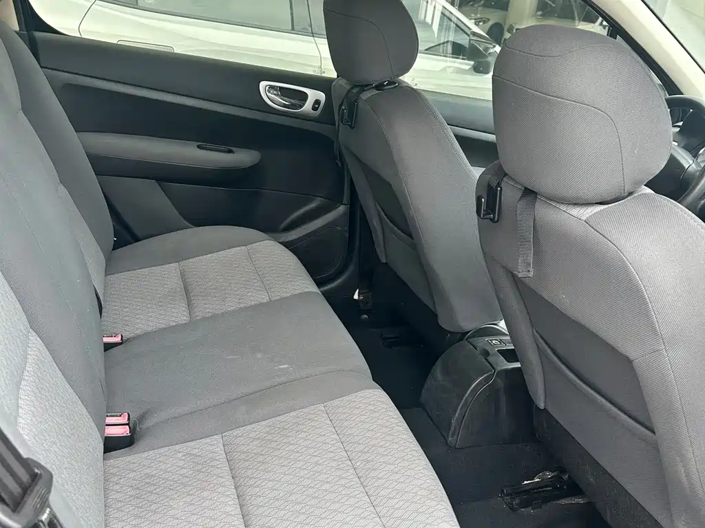 Peugeot 307 2008 1.6L AT