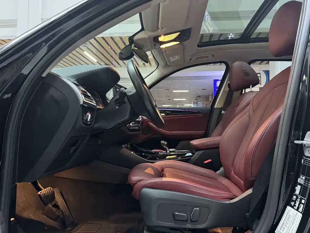 BMW X3 — миниатюра 10