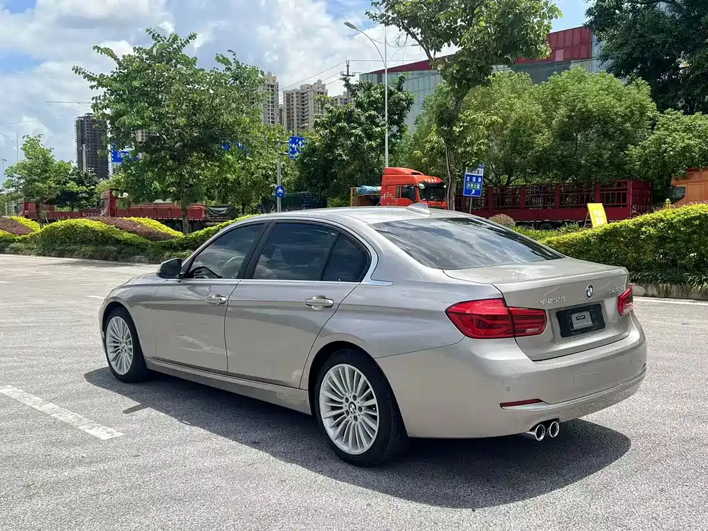BMW 3 Series — миниатюра 6