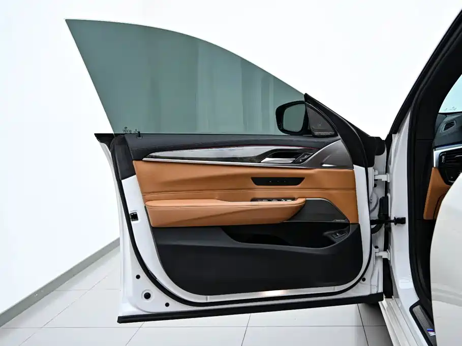 BMW 6 Series GT — миниатюра 21