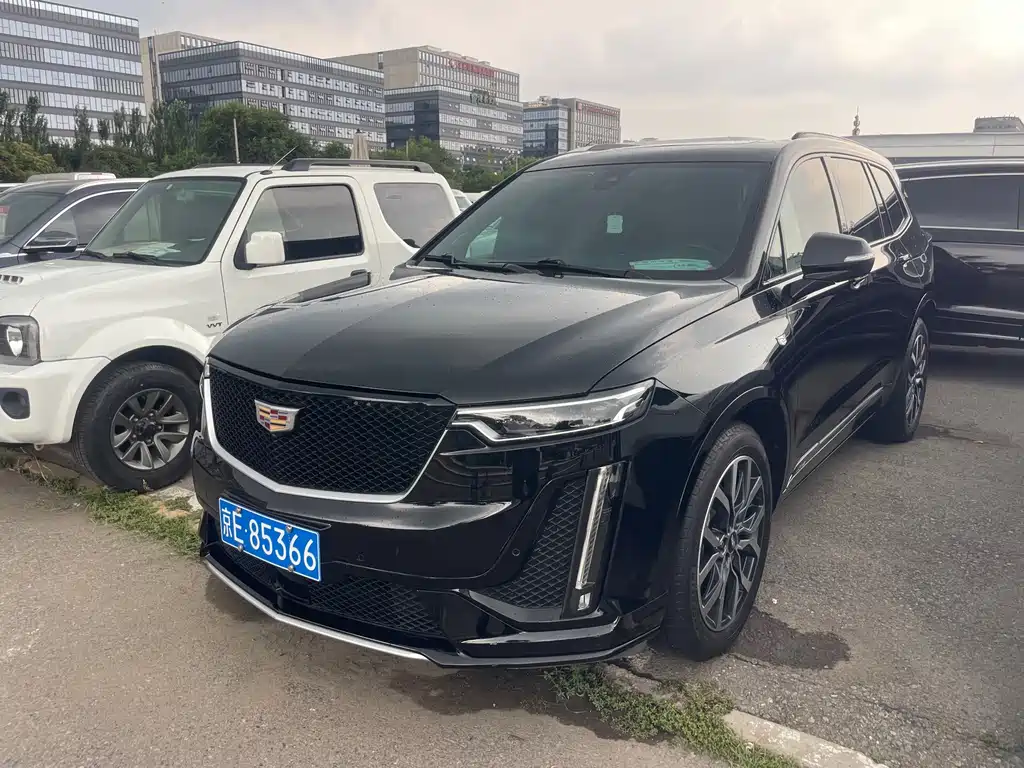 Cadillac XT6