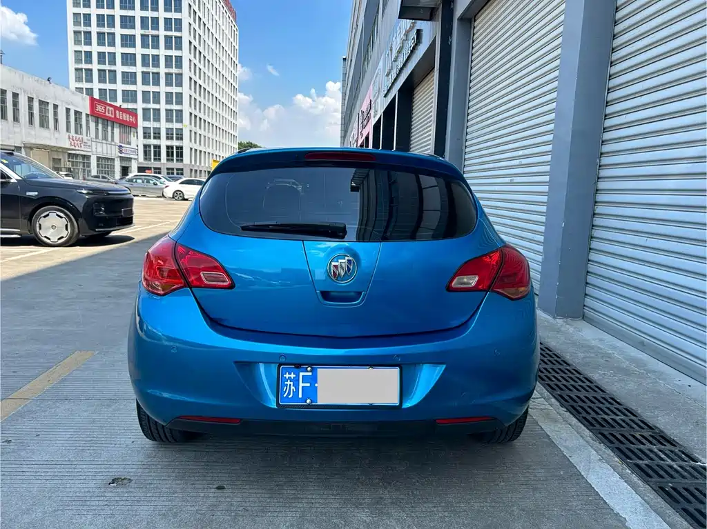Buick Excelle — миниатюра 5