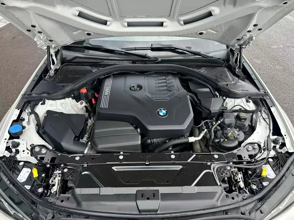 BMW 3 Series — миниатюра 13