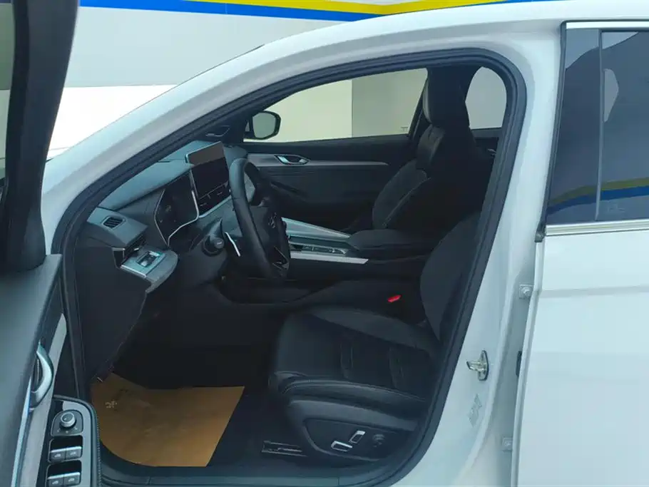 GEELY AUTOMOBILE XINGRUI