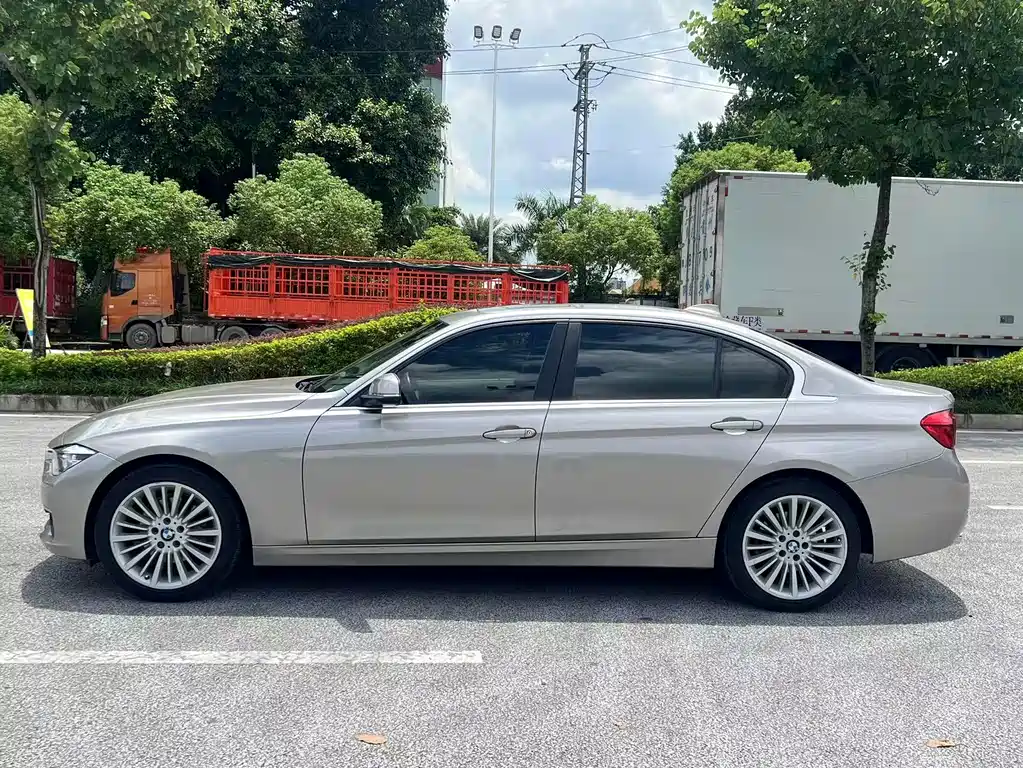 BMW 3 Series — миниатюра 5