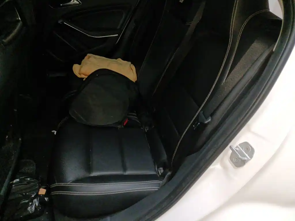 Mercedes-Benz GLA — миниатюра 18