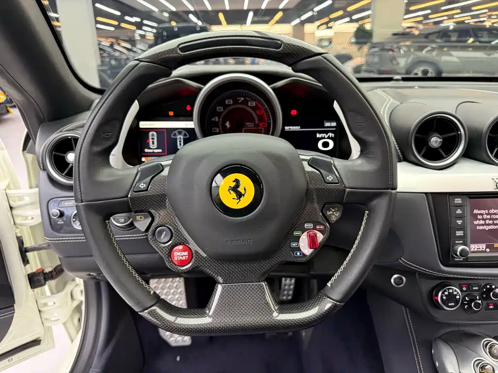 Ferrari FF — миниатюра 16
