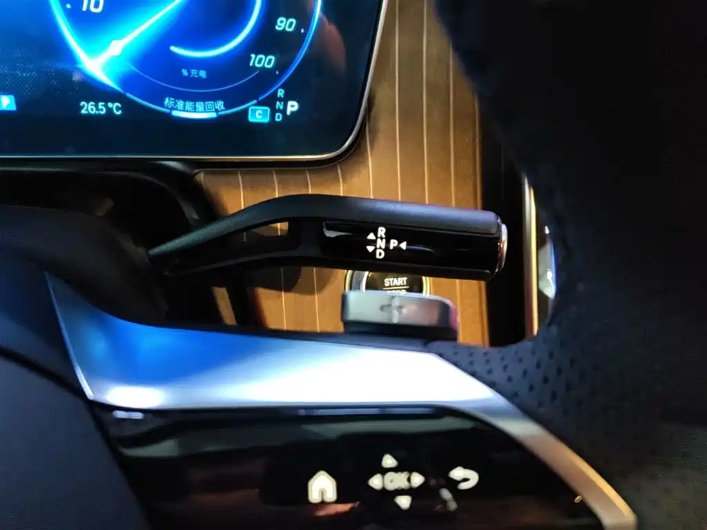 Mercedes-Benz EQE — миниатюра 21
