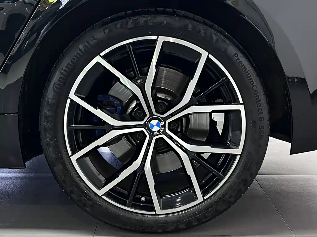 BMW 5 Series (Import) — миниатюра 20