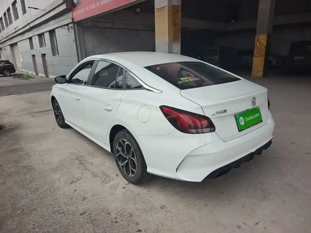 MG MG5 — миниатюра 5