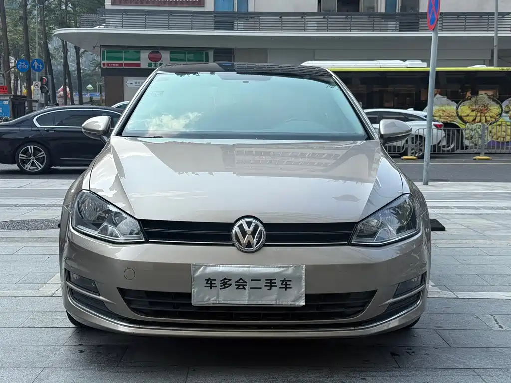 Volkswagen Golf — миниатюра 2
