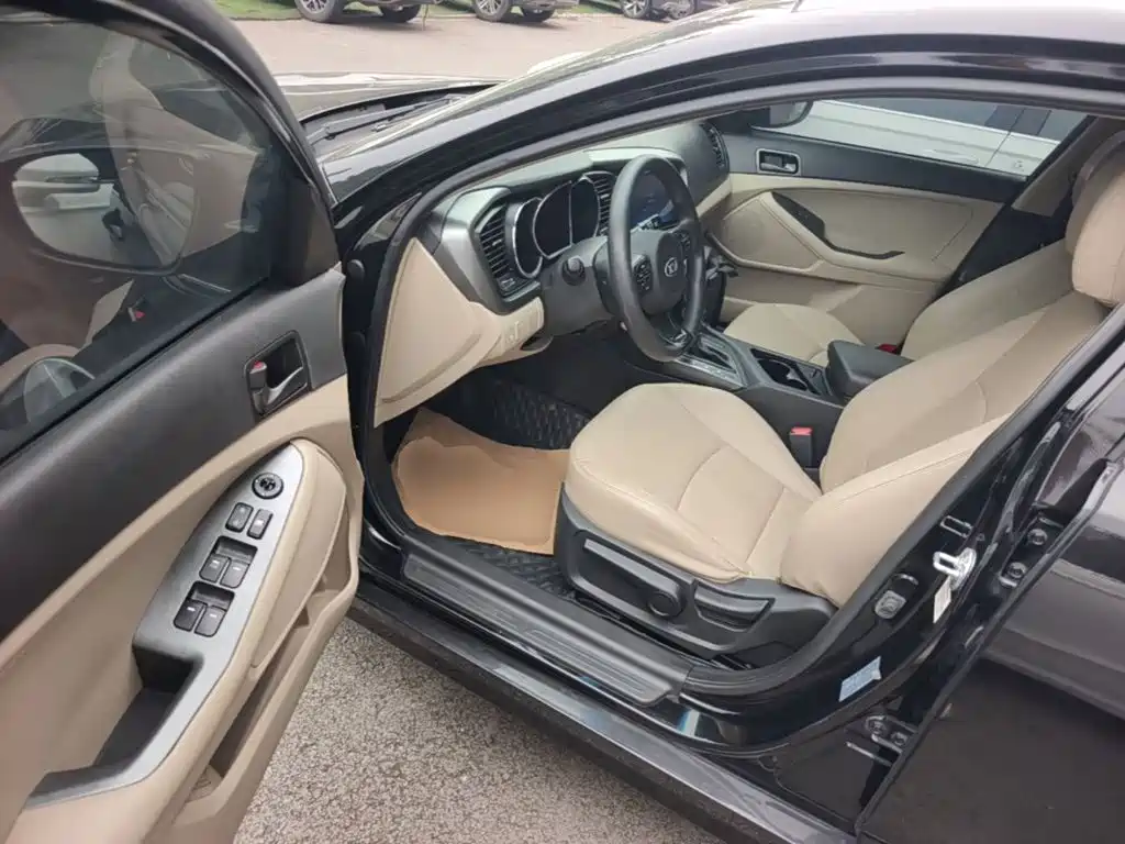 Kia K5 — миниатюра 16