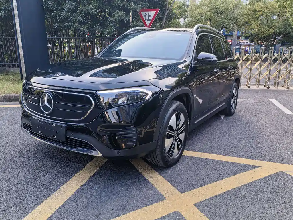 Mercedes-Benz EQB — миниатюра 2