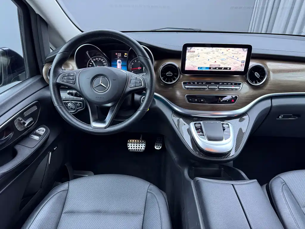 Mercedes-Benz V-Class — миниатюра 19