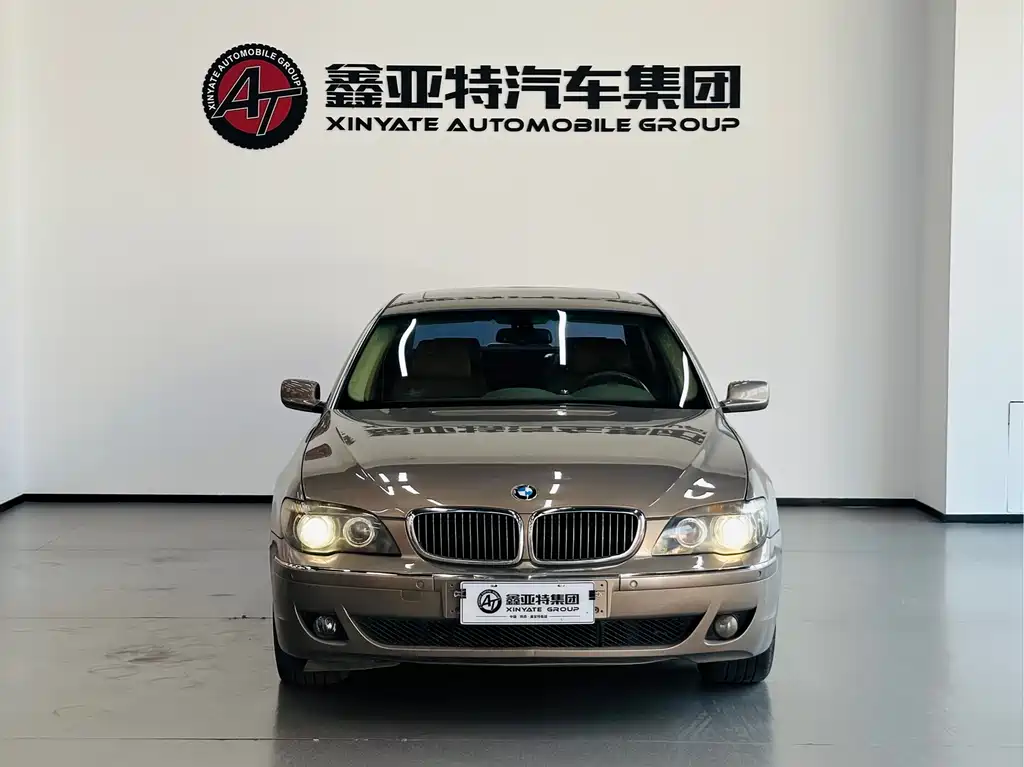 BMW 7 Series 7 2005 730Li