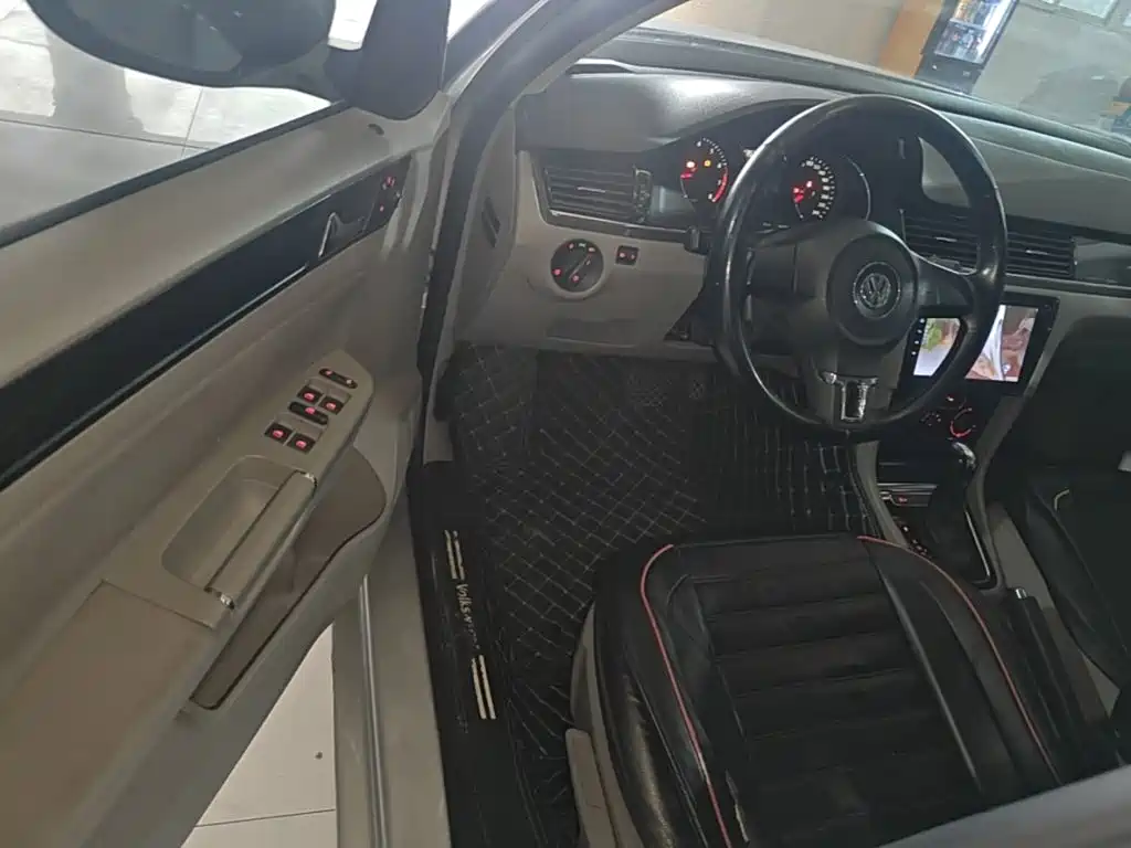 Volkswagen Bora — миниатюра 16