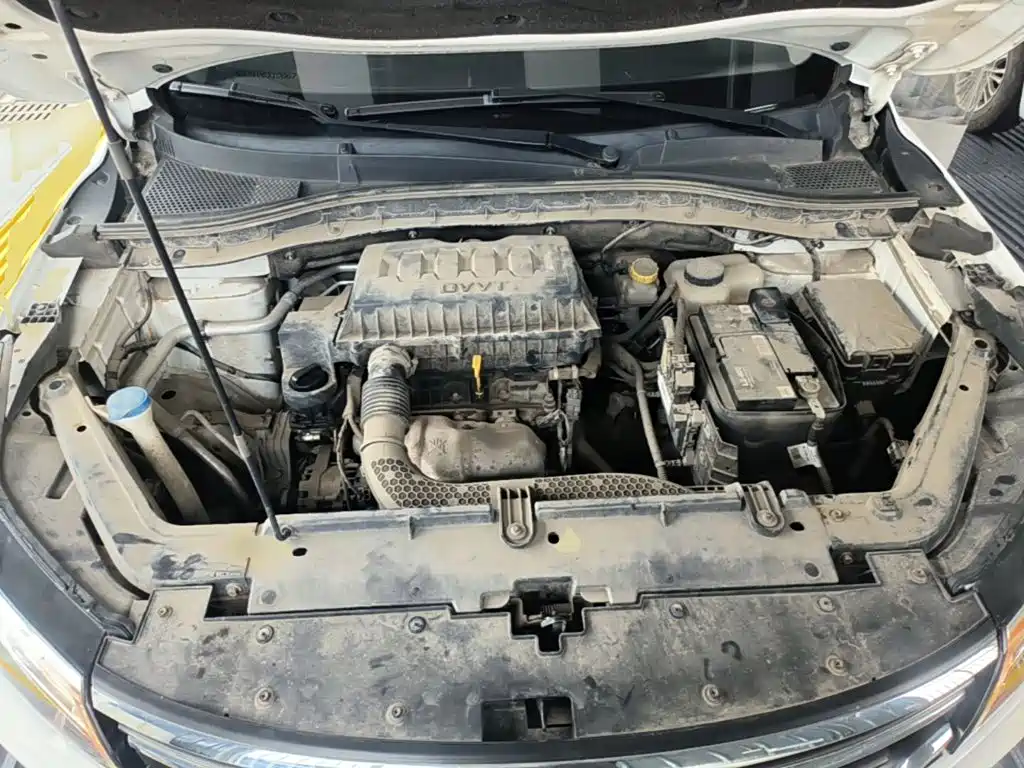Roewe RX3 — миниатюра 20