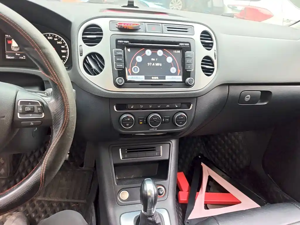Volkswagen Tiguan — миниатюра 13