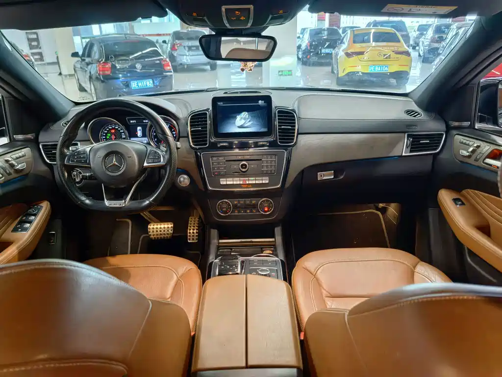 Mercedes-Benz GLE Coupe AMG — миниатюра 8