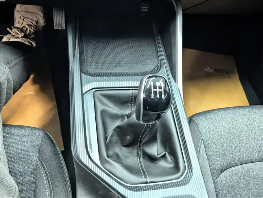 GEELY AUTOMOBILE EMGRAND