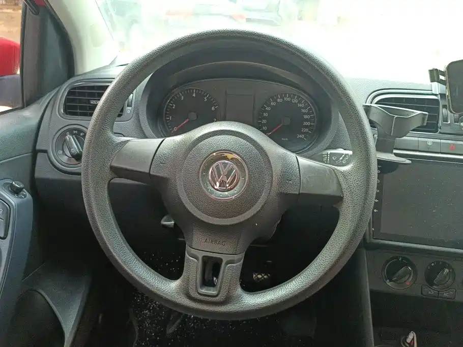 Volkswagen Polo — миниатюра 15