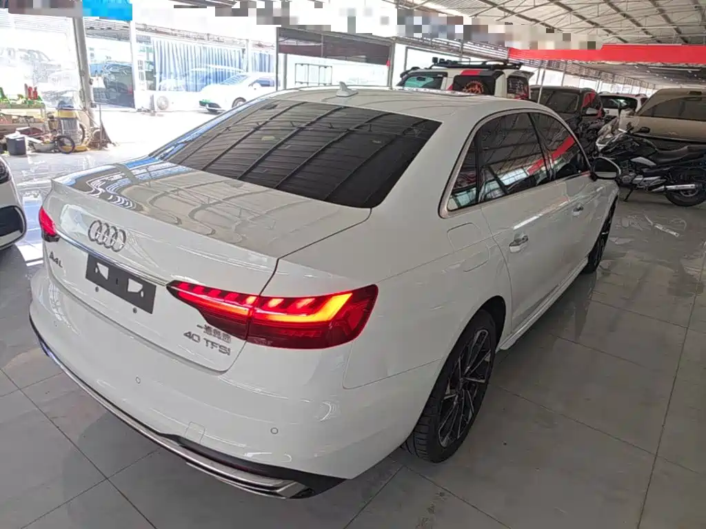 Audi A4L — миниатюра 7