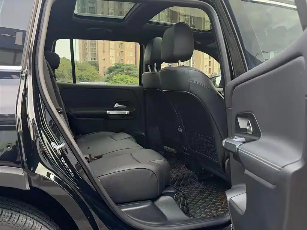 Mercedes-Benz EQB — миниатюра 14