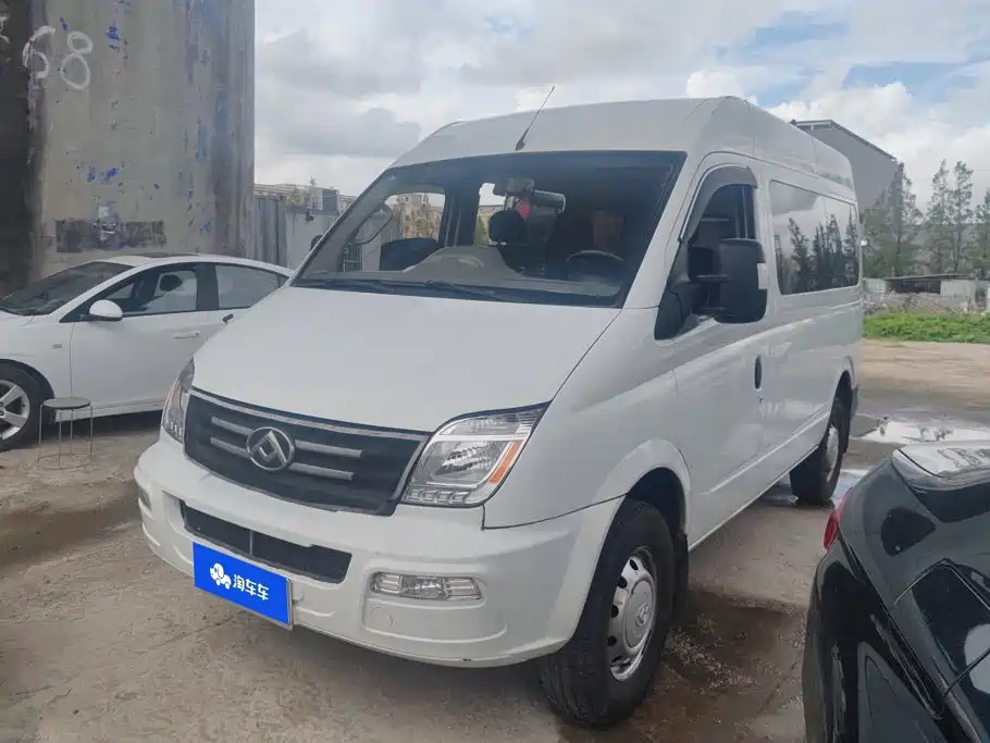 MAXUS V80