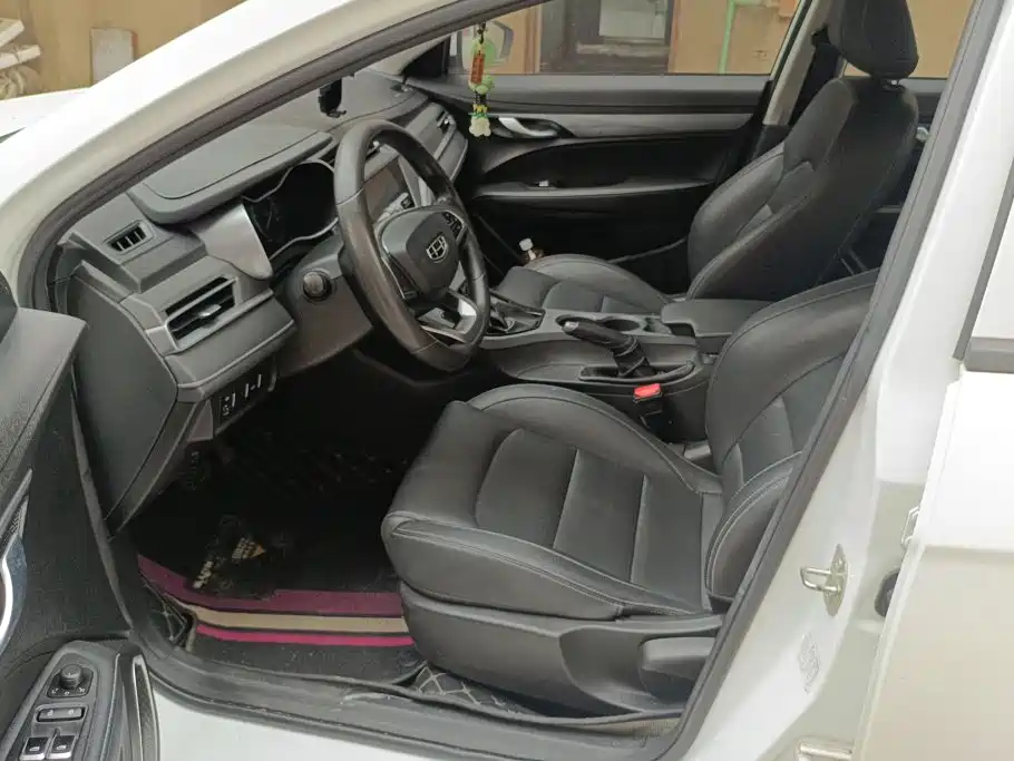 Geely Emgrand — миниатюра 9