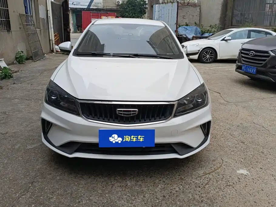 Geely Emgrand — миниатюра 2