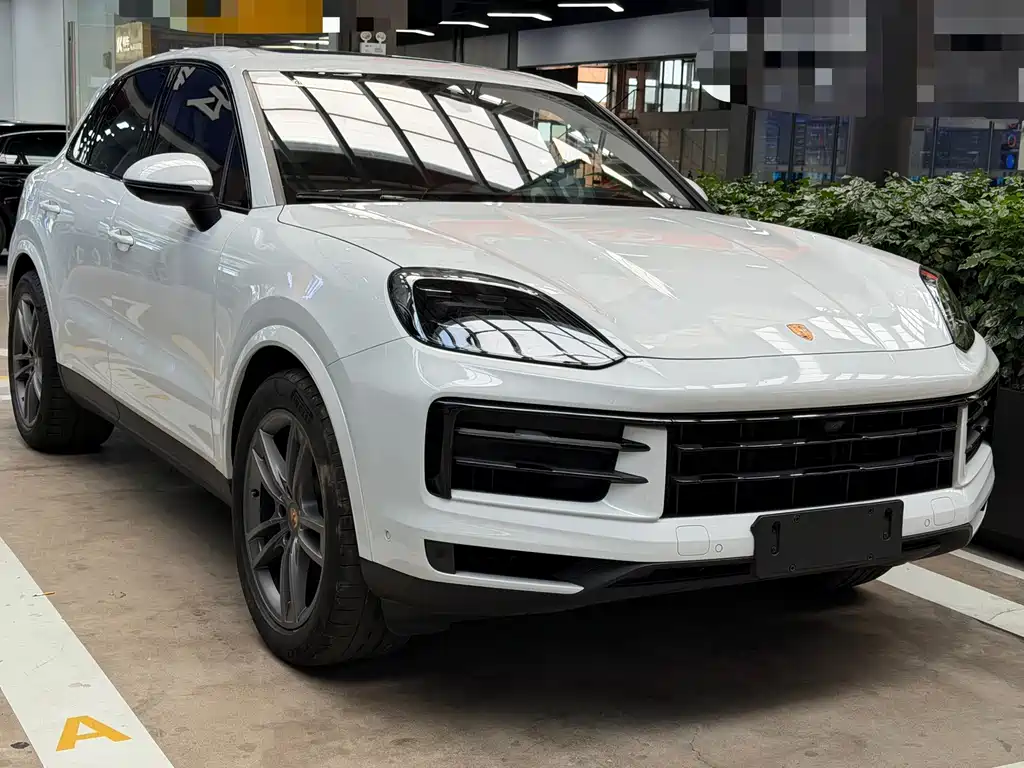 Porsche Cayenne — миниатюра 3