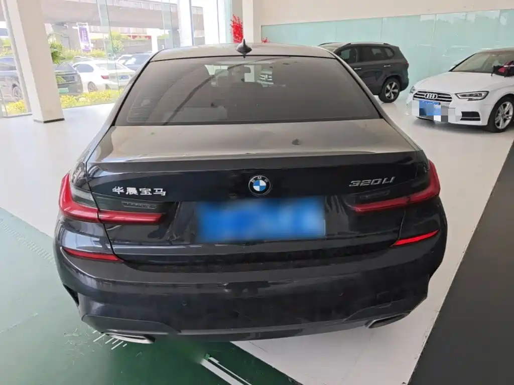 BMW 3 Series — миниатюра 6