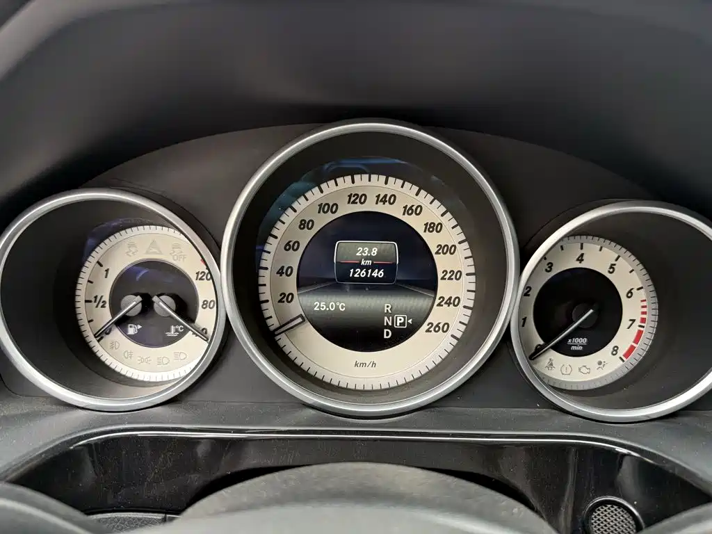Mercedes-Benz E-Class E 2013 E 260 L CGI Fashion