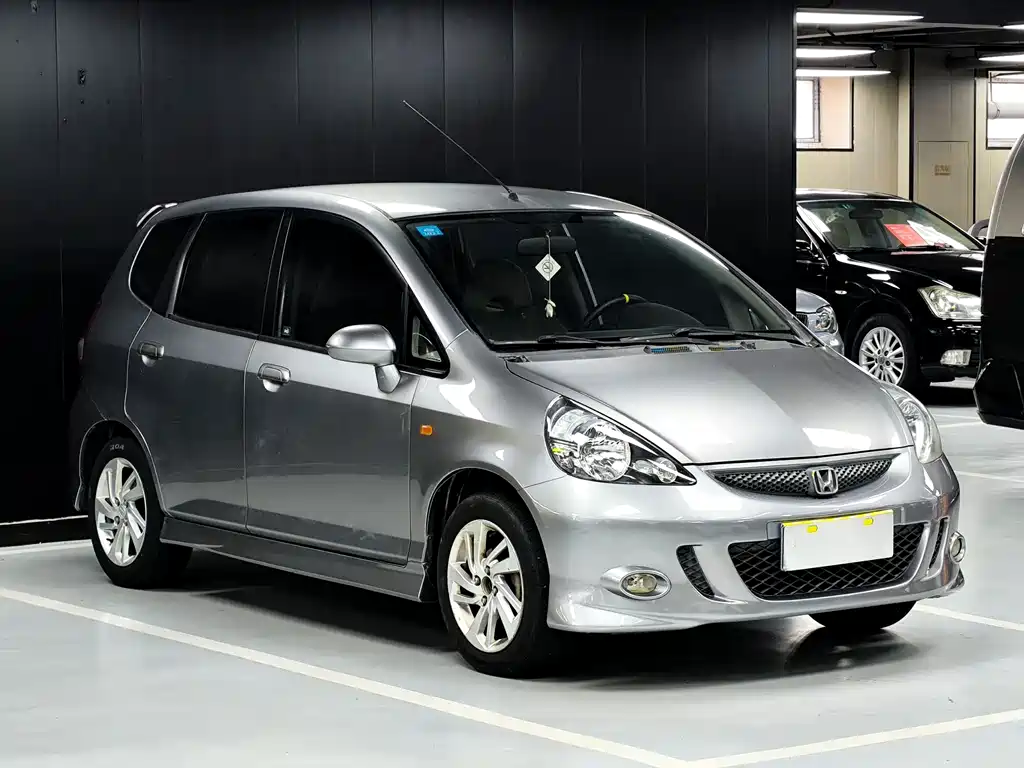 Honda Fit — миниатюра 3
