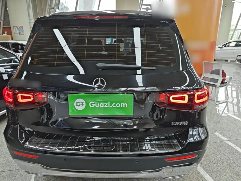 Mercedes-Benz GLB — миниатюра 6