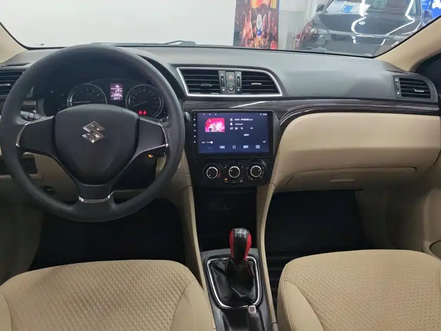 Suzuki Alivio — миниатюра 12