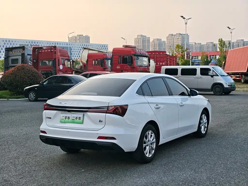 Roewe i5 — миниатюра 9