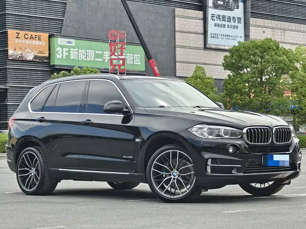BMW X5 (Import) — миниатюра 3
