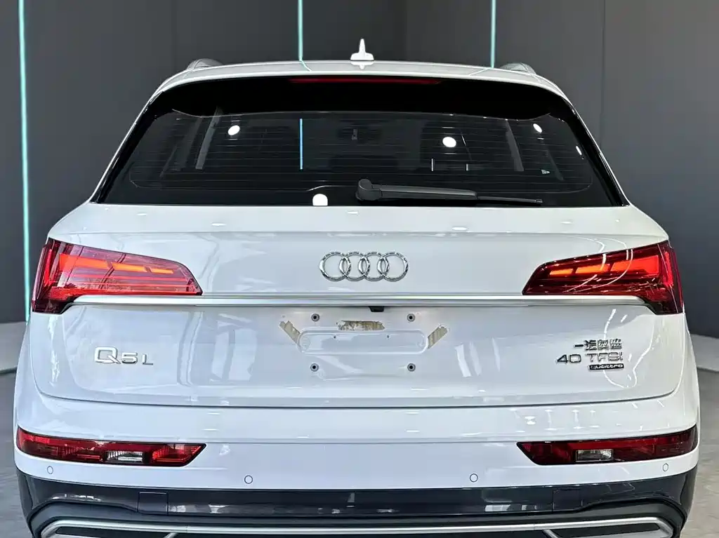 Audi Q5L 2023 40T Luxury