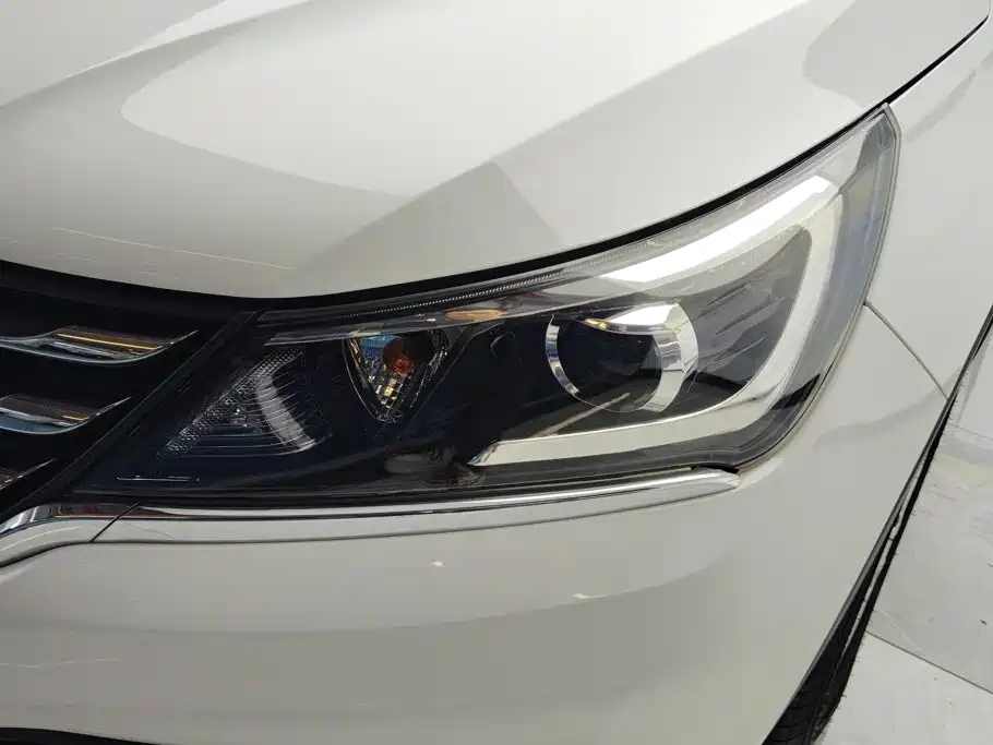 Baojun 310 — миниатюра 5