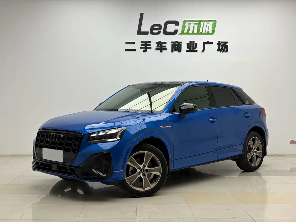 Audi Q2L 2025