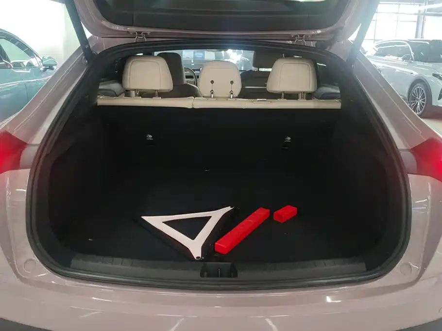 Onvo L60 2025 60kWh