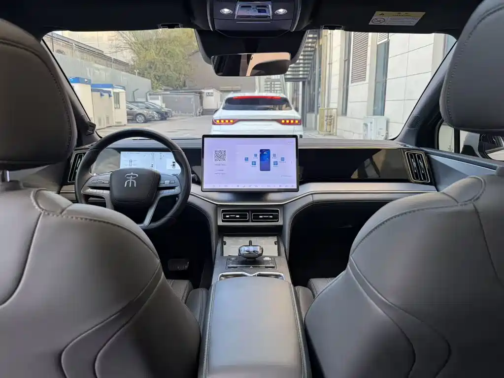 BYD L DM-i — миниатюра 12