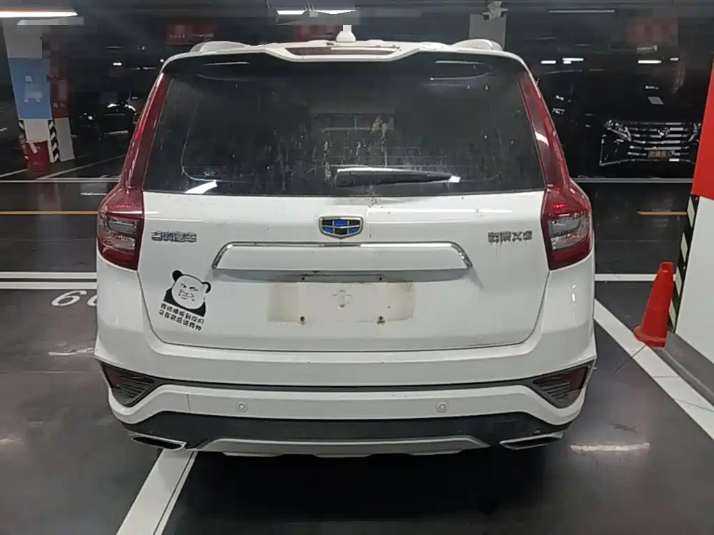 Geely Vision X6 — миниатюра 6