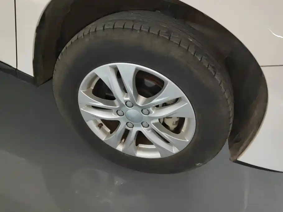 Haval M6 — миниатюра 6