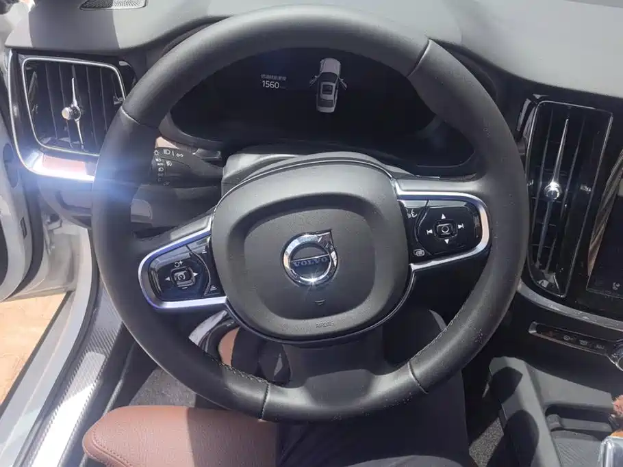 Volvo S60 — миниатюра 15