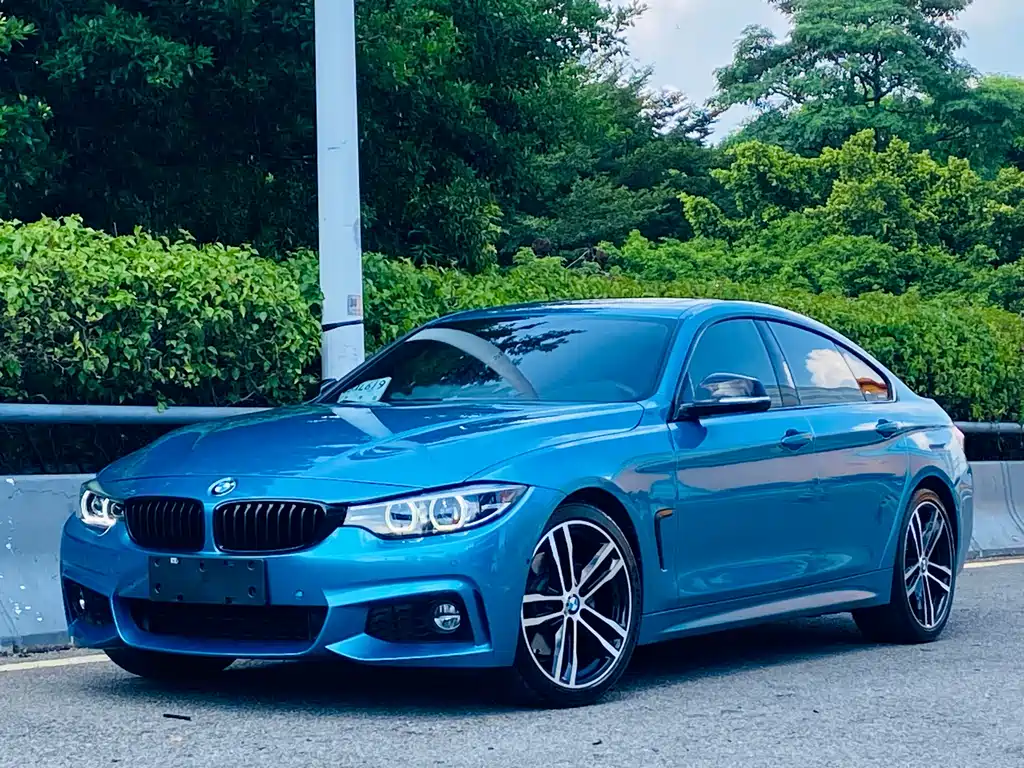 BMW 4 SERIES
