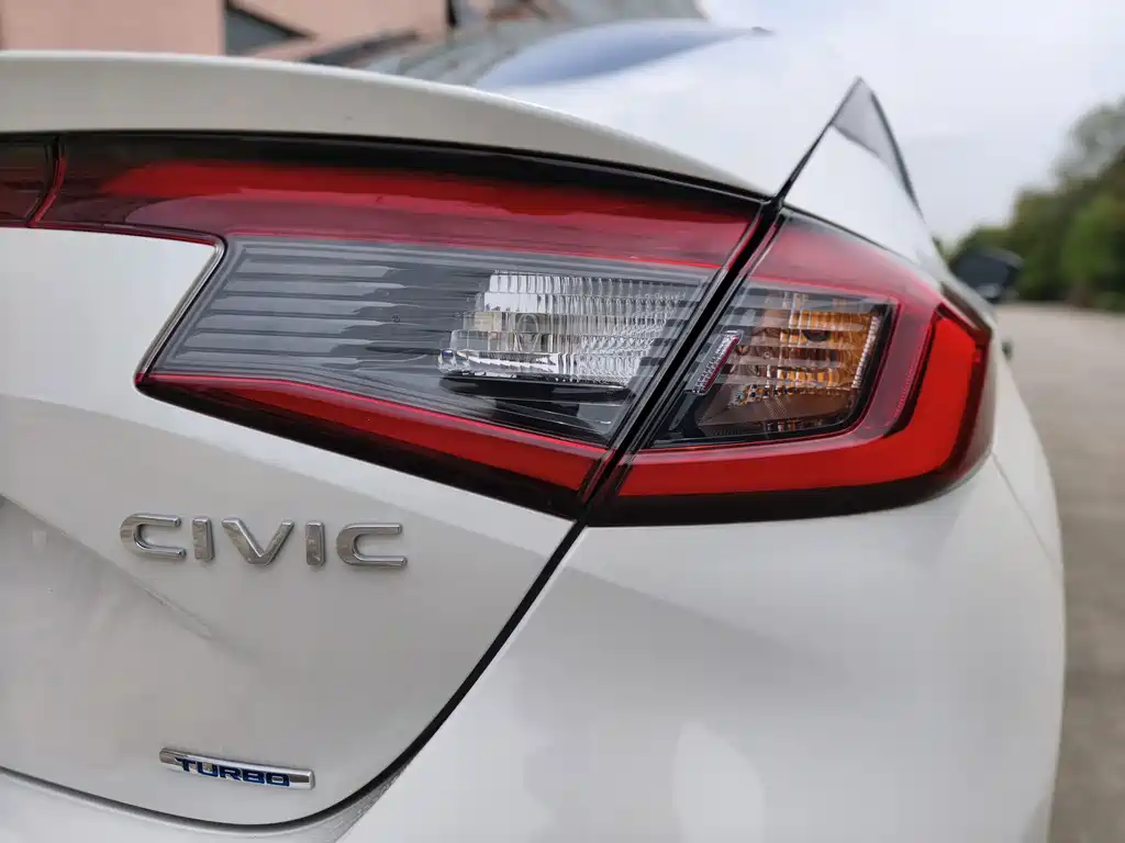Honda Civic — миниатюра 18