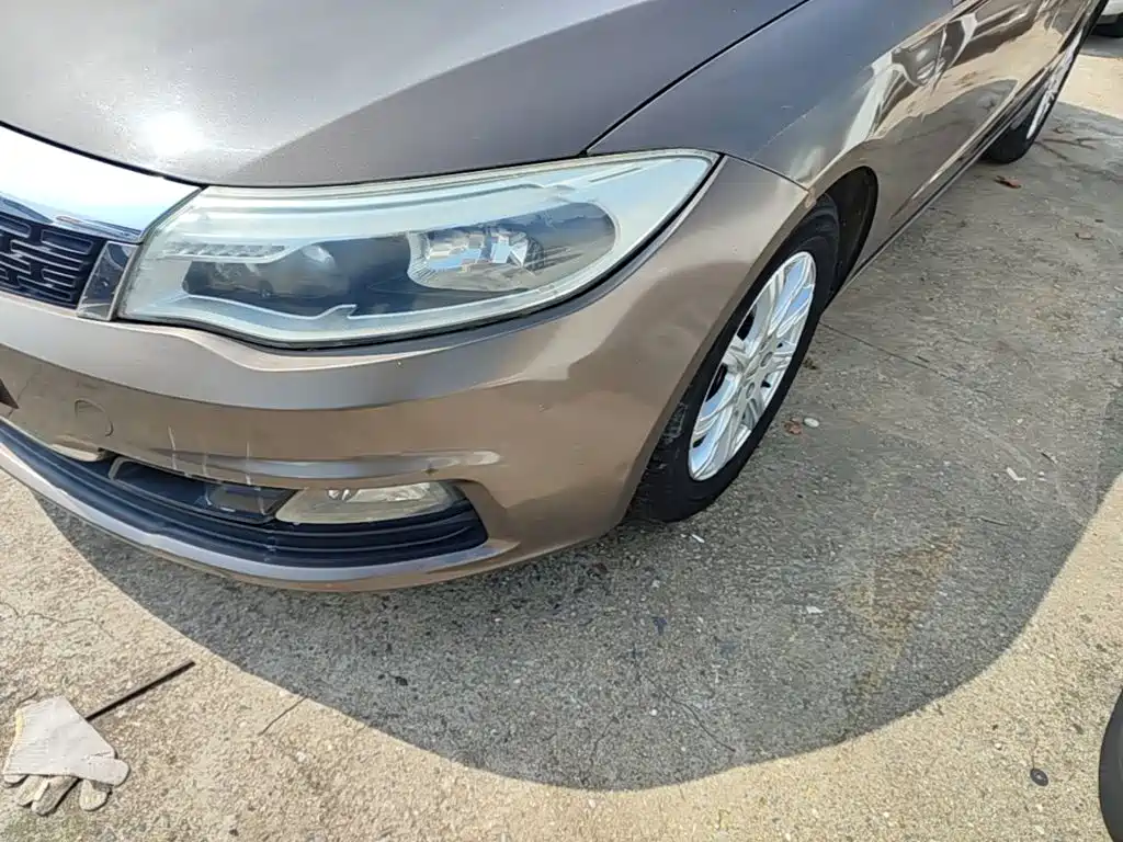 Qoros Qoros 3 — миниатюра 24