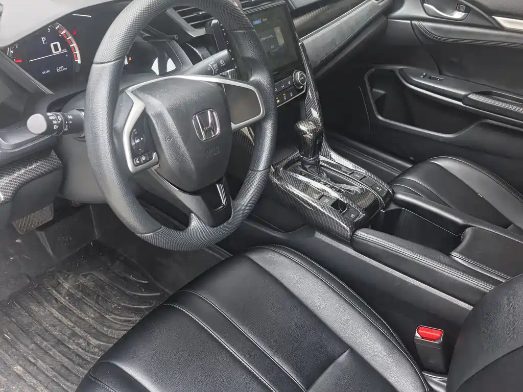 Honda Civic 2019 220TURBO CVT V